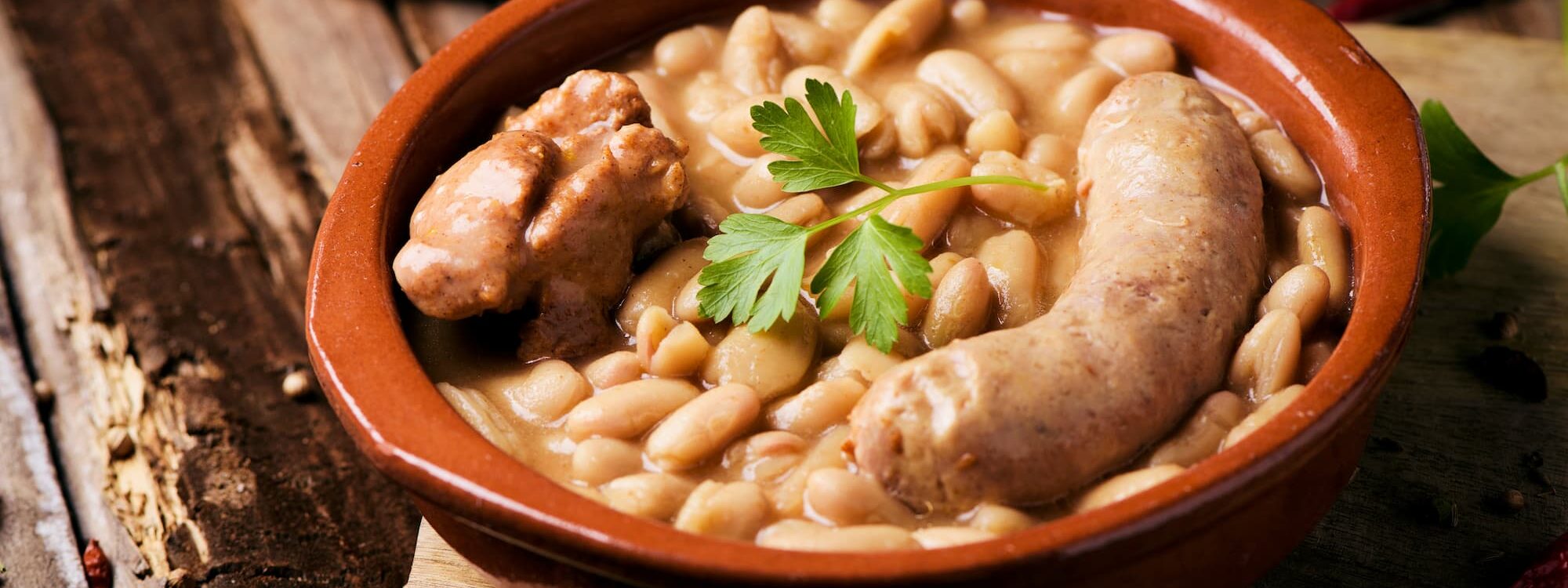 CASSOULET 2000X750 | La Table Du Ciel Cassoulet, confit, truffe : ces plats du Sud-Ouest sont-ils aussi bons qu’on le dit ? Lescure-d'Albigeois